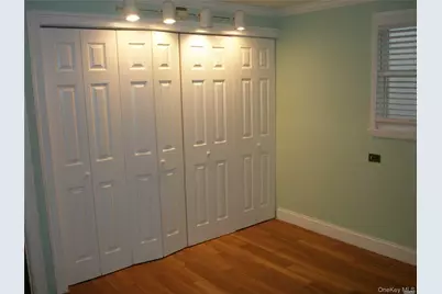 4924 Express Dr South, Ronkonkoma, NY 11779 - Photo 9