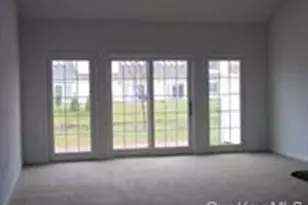 239 Pond View Dr, Port Washington, NY 11050 - Photo 3