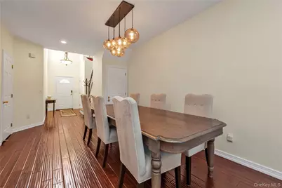 26 Scarborough Drive, Smithtown, NY 11787 - Photo 7