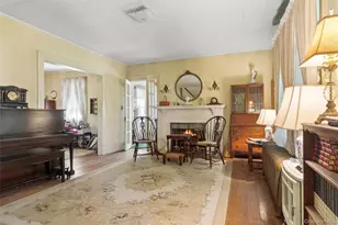 50 Park Ave, Port Washington, NY 11050 - Photo 3