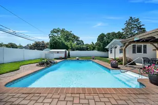 15 Abbey Dr, Commack, NY 11725 - Photo 23