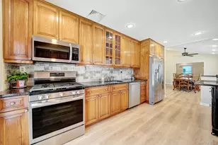 15 Abbey Dr, Commack, NY 11725 - Photo 5