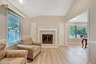 15 Abbey Dr, Commack, NY 11725 - Photo 13