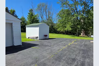 12 Winthrop Avenue, Liberty, NY 12754 - Photo 9