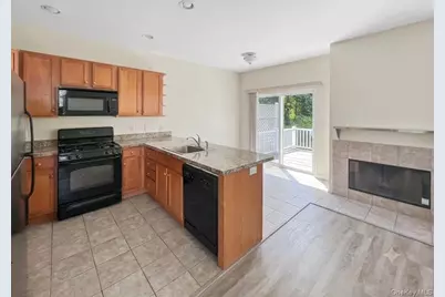 61 N River Drive, Beacon, NY 12508 - Photo 5