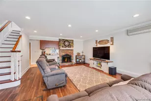 26 Ballad Ln, Hicksville, NY 11801 - Photo 9