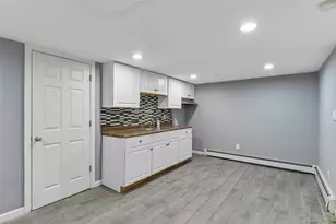 416 Arizona Ave, Bay Shore, NY 11706 - Photo 17