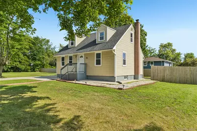 416 Arizona Avenue, Bay Shore, NY 11706 - Photo 29