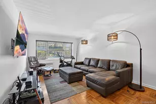 222 N Broadway, Yonkers, NY 10701 - Photo 11