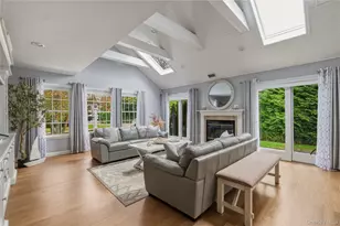 5 Juniper Ln, Southampton, NY 11968 - Photo 9