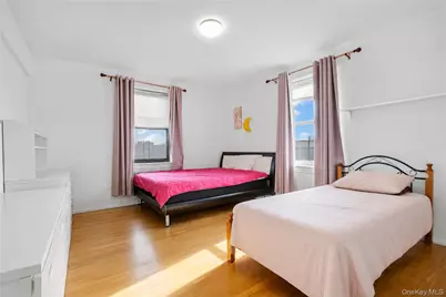 25-40 Union Street #4E, Flushing, NY 11354 - Photo 9