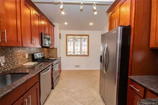 3039 Clubhouse Rd, Merrick, NY 11566 - Photo 3