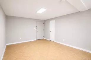 470 E Broadway, Long Beach, NY 11561 - Photo 7