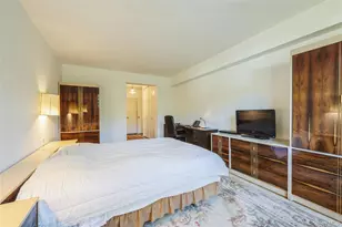 1 Kensington Gate, Great Neck, NY 11021 - Photo 11