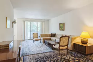 1 Kensington Gate, Great Neck, NY 11021 - Photo 7