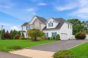 2 Sherwood Dr, Shoreham, NY 11786 - Photo 3