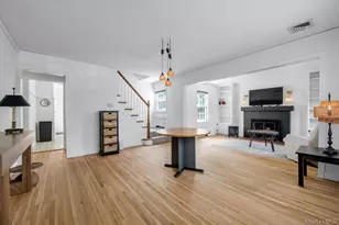22 Harbor Rd, Port Washington, NY 11050 - Photo 3