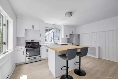 22 Harbor Road, Port Washington, NY 11050 - Photo 9