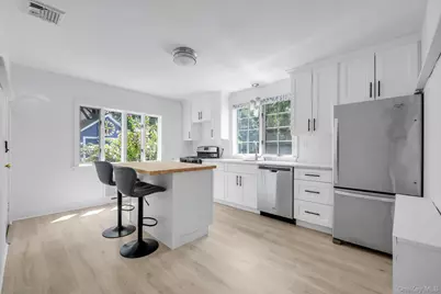22 Harbor Road, Port Washington, NY 11050 - Photo 7