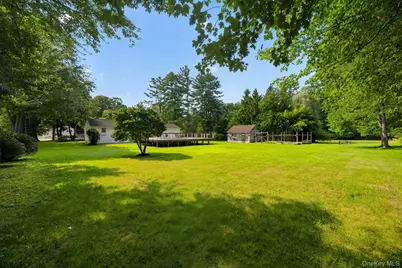 2718 Quaker Church Road, Yorktown Heights, NY 10598 - Photo 19