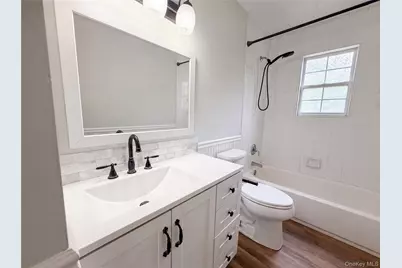 166 Moriches Avenue, Mastic, NY 11950 - Photo 25