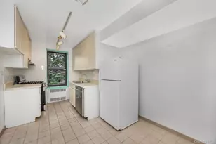 90-11 35th Ave, Jackson Heights, NY 11372 - Photo 9
