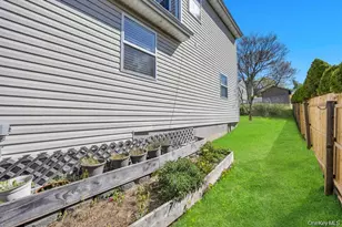 43 Comus Rd, Rocky Point, NY 11778 - Photo 7