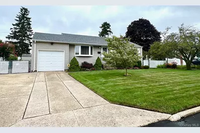 23 Franklin Street, Islip, NY 11751 - Photo 3