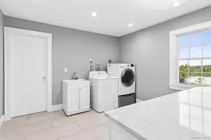 1922 Glenrock St, Yorktown Heights, NY 10598 - Photo 13