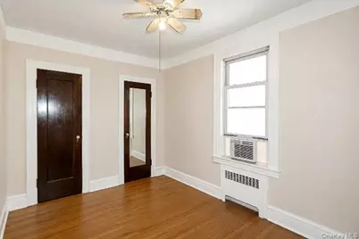 7333 71st Place, Glendale, NY 11385 - Photo 15