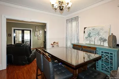 7333 71st Place, Glendale, NY 11385 - Photo 7