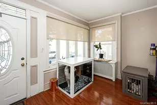 73-33 71st Pl, Glendale, NY 11385 - Photo 3