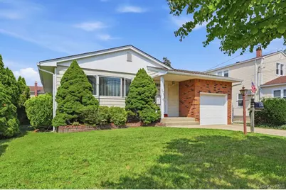 173 12th Street, Bethpage, NY 11714 - Photo 1