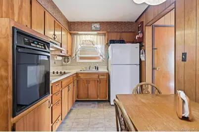 173 12th Street, Bethpage, NY 11714 - Photo 9