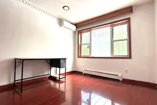 144-37 Melbourne Ave, Flushing, NY 11367 - Photo 3