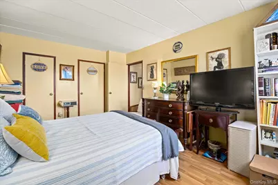 9229 Queens Boulevard #6F, Rego Park, NY 11374 - Photo 13