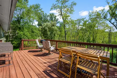 42 Hollow Oak Road, Chappaqua, NY 10514 - Photo 31