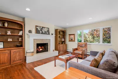 42 Hollow Oak Road, Chappaqua, NY 10514 - Photo 7