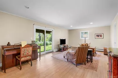 42 Hollow Oak Road, Chappaqua, NY 10514 - Photo 25