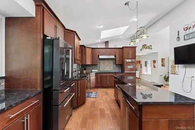 3 Beltane Drive, Dix Hills, NY 11746 - Photo 15