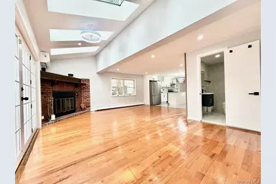 20 Baylis Place, Syosset, NY 11791 - Photo 5