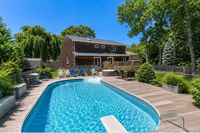 5 Leon Court, Centereach, NY 11720 - Photo 3