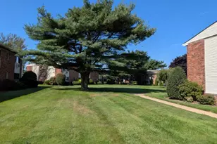 2435 Union Blvd, Islip, NY 11751 - Photo 25