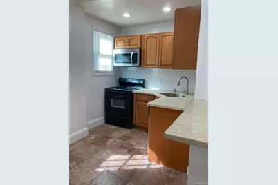 340 Bedford Avenue, Uniondale, NY 11553 - Photo 3