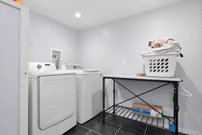 2891 Montgomery Street, Wantagh, NY 11793 - Photo 25