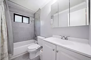 3 Newbrook Ln, Bay Shore, NY 11706 - Photo 3