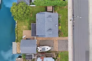 3746 Carrel Blvd, Oceanside, NY 11572 - Photo 21