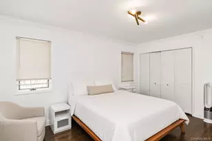 24 Lewis Ln, Port Washington, NY 11050 - Photo 17