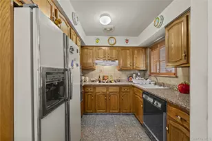 900 Vincent Ave, Bronx, NY 10465 - Photo 13