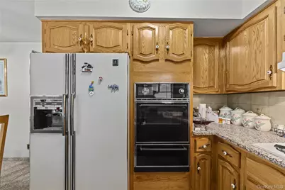 900 Vincent Avenue, Bronx, NY 10465 - Photo 15